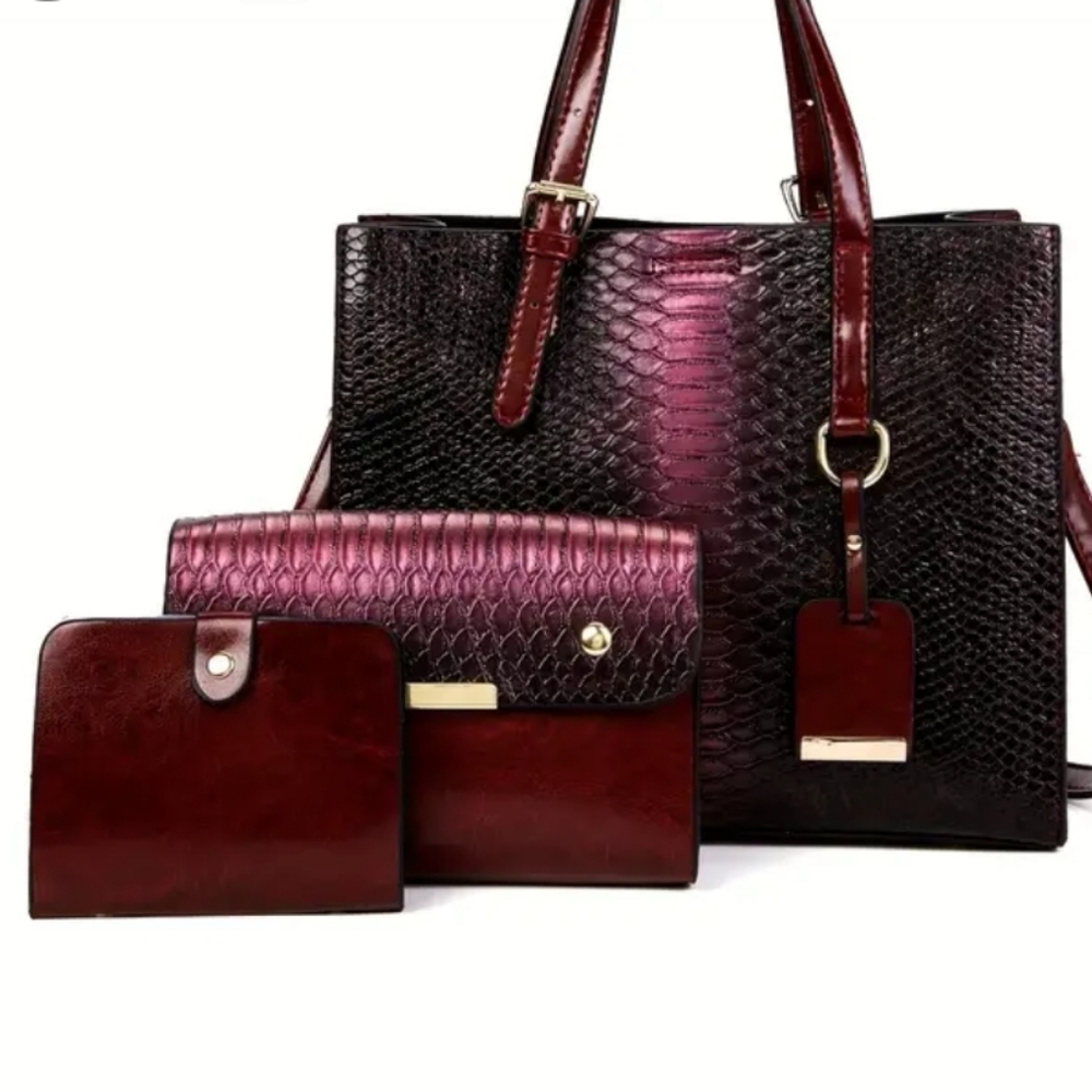 NIB!! Crocodile pattern 3 pc purse set